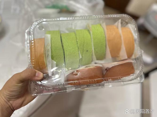 老人吃瑞士卷后去世,吃瑞士卷的危害