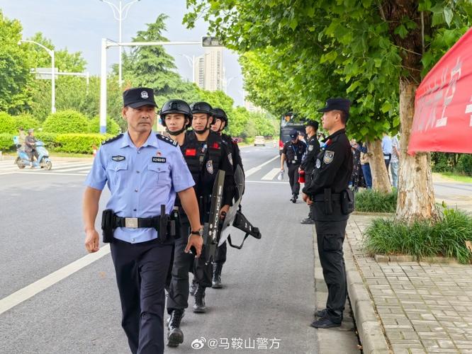 网警护航2025高考	,警方护航高考